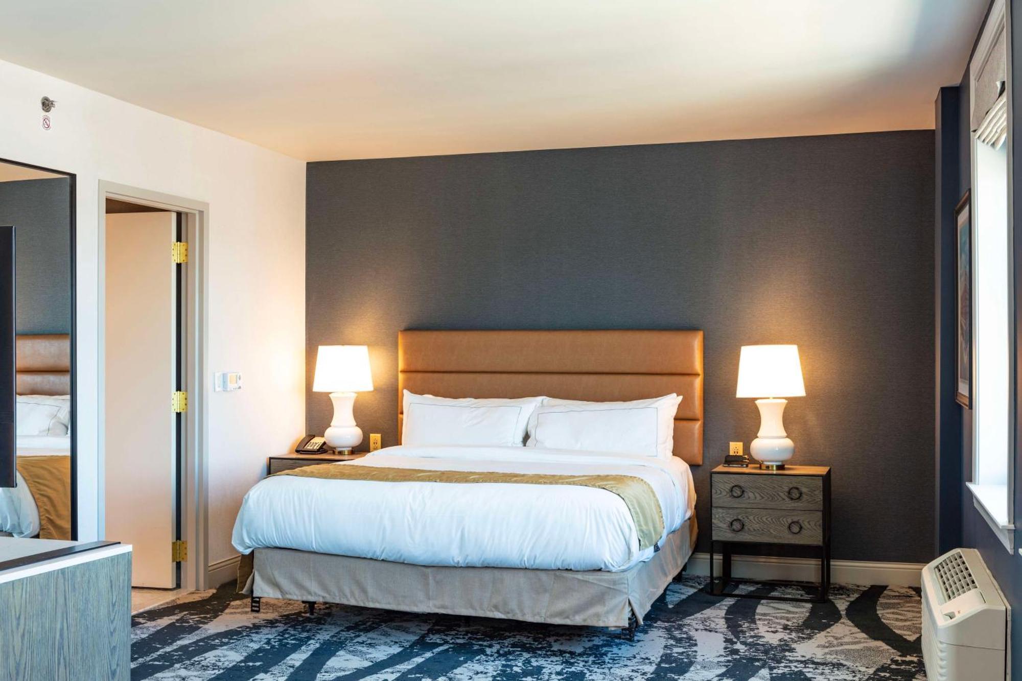 The Yorktowne Hotel, Tapestry Collection By Hilton ภายนอก รูปภาพ